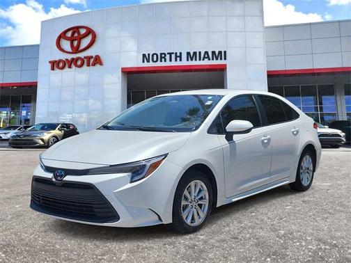 2024 Toyota Corolla Hybrid LE