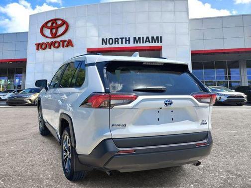 2024 Toyota RAV4 Hybrid XLE Premium