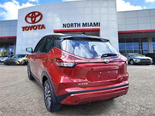 2023 Nissan Kicks SV