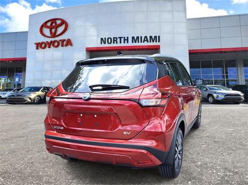 2023 Nissan Kicks SV