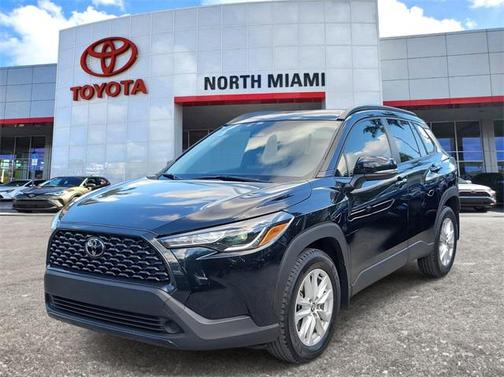 2024 Toyota Corolla Cross LE