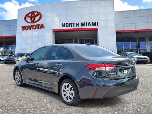 2025 Toyota Corolla Hybrid LE
