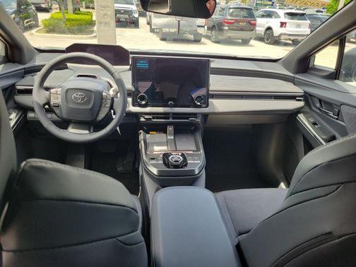 Cement 2026 Toyota C-HR XSE