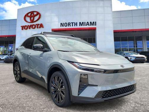 Cement 2026 Toyota C-HR XSE