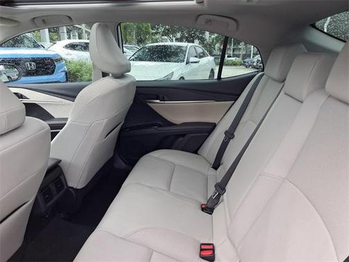 2025 Toyota Camry XLE