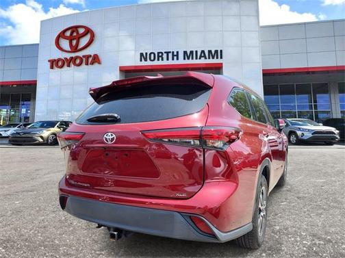 2021 Toyota Highlander XLE