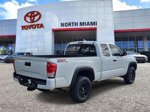 2021 Toyota Tacoma SR