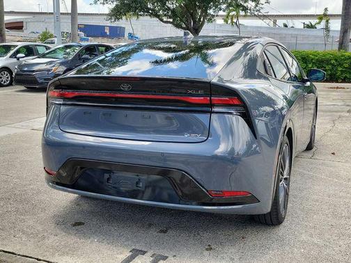 Guardian Gray 2024 Toyota Prius XLE