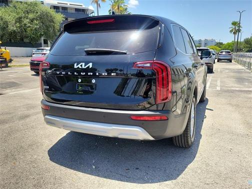 2022 Kia Telluride LX
