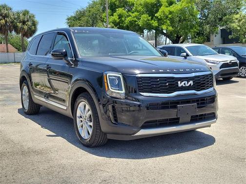 2022 Kia Telluride LX