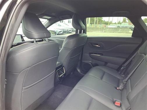 2025 Toyota Crown Signia XLE