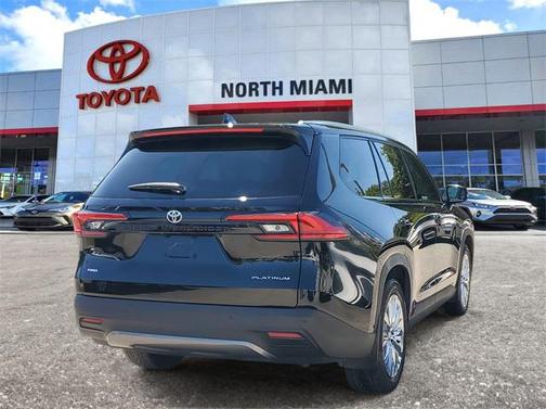 2024 Toyota Grand Highlander Platinum