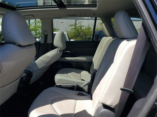 2024 Toyota Grand Highlander Platinum