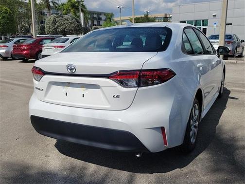 2025 Toyota Corolla LE