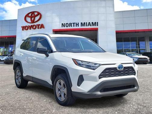 2023 Toyota RAV4 Hybrid LE