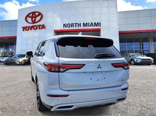 2024 Mitsubishi Outlander SE 2.5 2WD