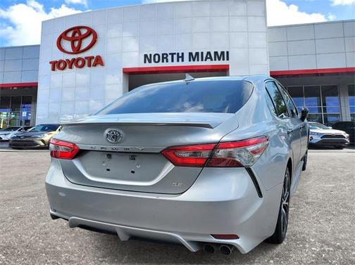 2018 Toyota Camry SE