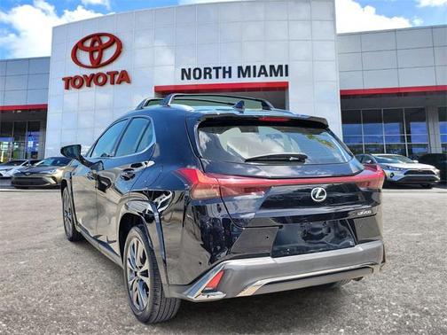 2022 Lexus UX 200 F Sport