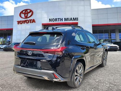 2022 Lexus UX 200 F Sport