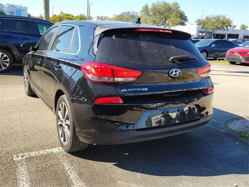 2019 Hyundai Elantra GT Base