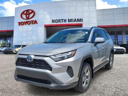 2024 Toyota RAV4 Hybrid XLE
