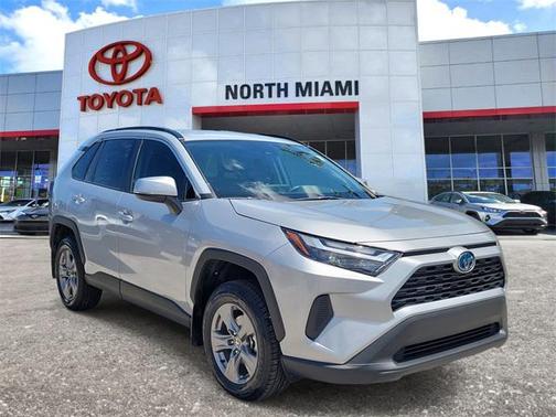 2024 Toyota RAV4 Hybrid XLE