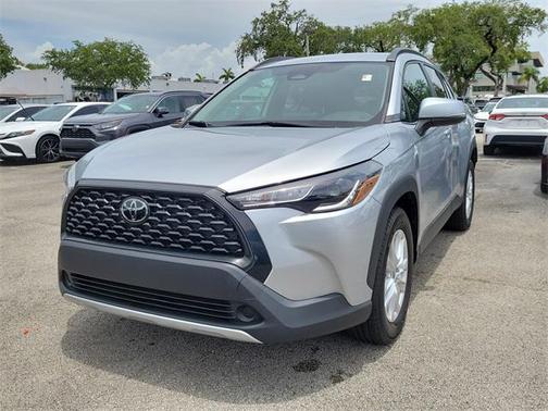 2023 Toyota Corolla Cross LE