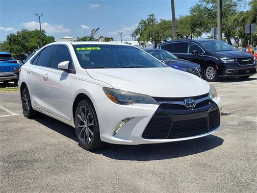 2015 Toyota Camry XSE