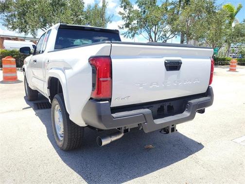 2025 Toyota Tacoma SR