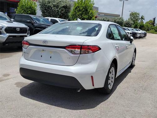 2025 Toyota Corolla LE