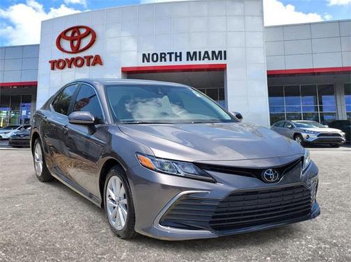 2022 Toyota Camry LE
