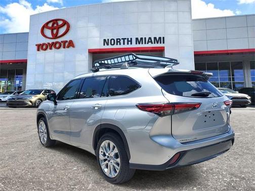 2022 Toyota Highlander Limited