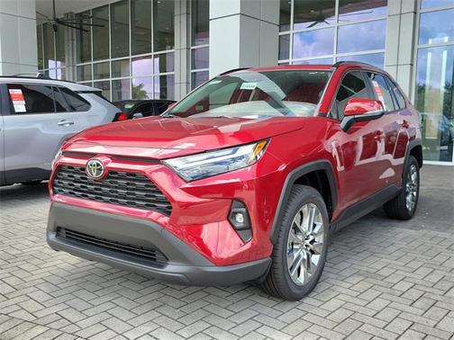 2025 Toyota RAV4 XLE Premium