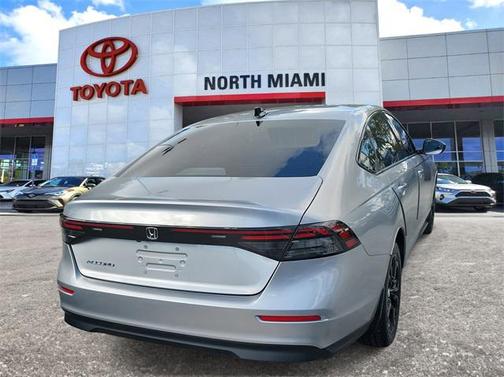 2025 Honda Accord SE