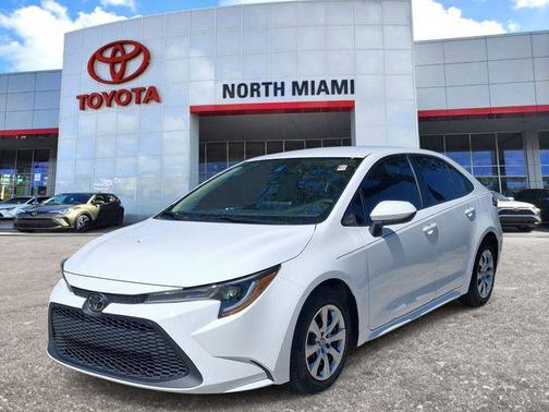 White 2022 Toyota Corolla LE