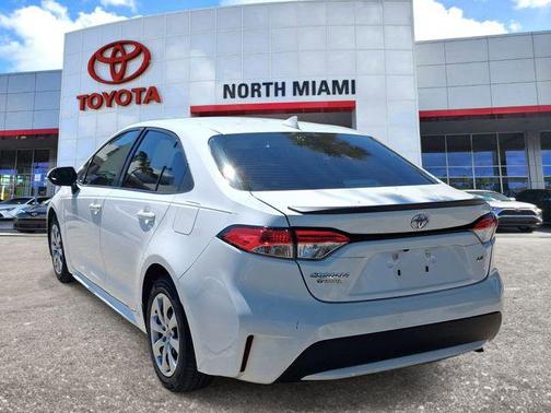 White 2022 Toyota Corolla LE