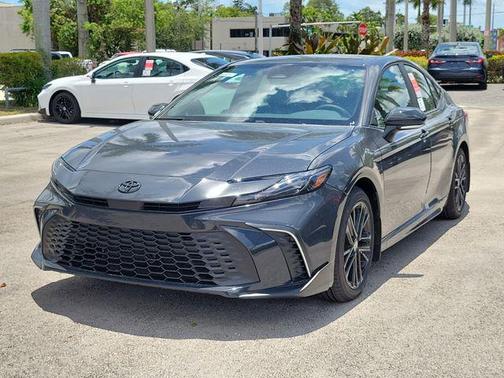 Underground 2026 Toyota Camry SE