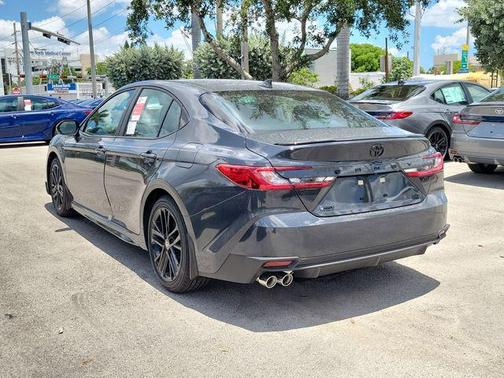 Underground 2026 Toyota Camry SE