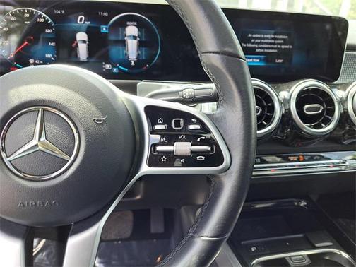 2021 Mercedes-Benz GLB 250 4MATIC