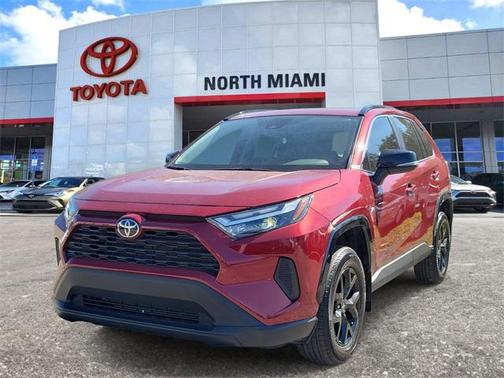 2025 Toyota RAV4 XLE