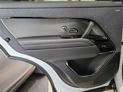 2023 Land Rover Range Rover Sport SE