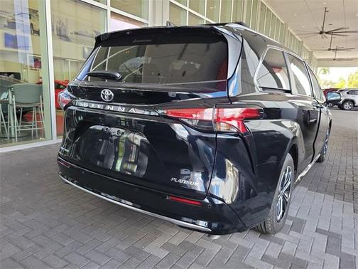 2026 Toyota Sienna Platinum