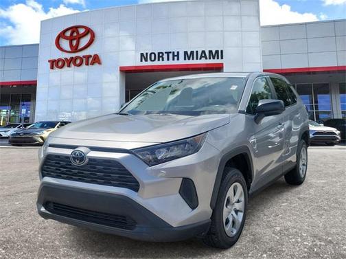 2022 Toyota RAV4 LE