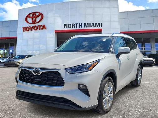 2022 Toyota Highlander Limited