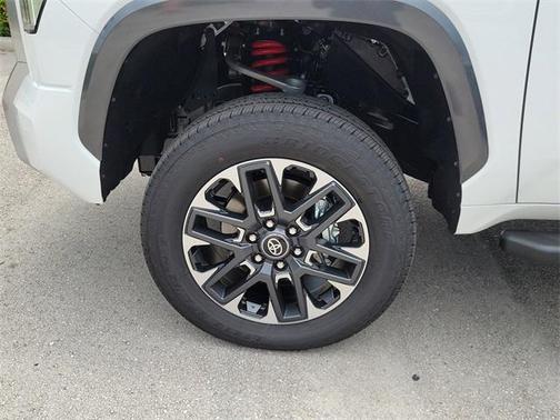 2025 Toyota Tundra Hybrid Limited