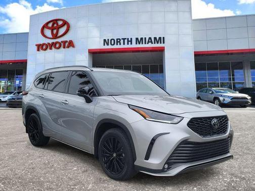 2025 Toyota Highlander XSE