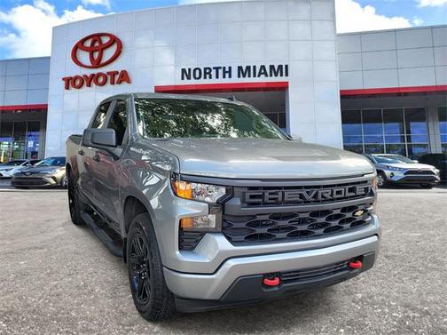 2025 Chevrolet Silverado 1500 Custom