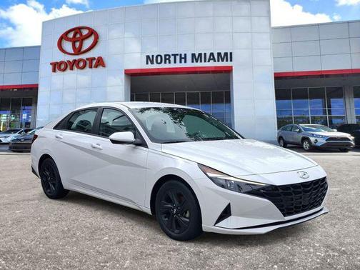 Serenity White Pearl 2023 Hyundai ELANTRA SEL