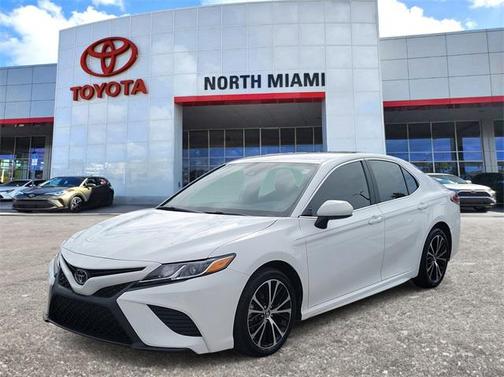 2019 Toyota Camry SE