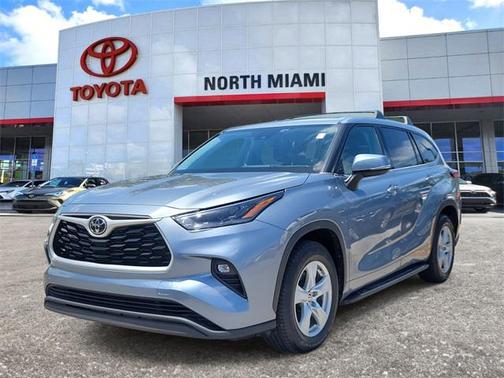 2021 Toyota Highlander LE